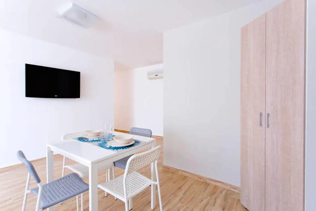 Appartement In Palermo'S Center  Palerme